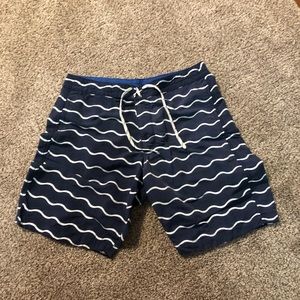Navy wave swim trunks mens size medium!